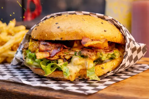 Melipona - Mejor smash burger estilo Oklahoma en Letrán Valle CDMX